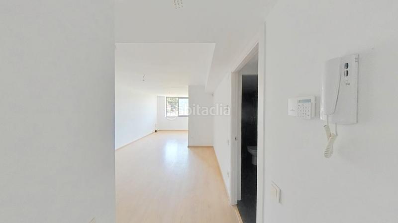 Foto f433780d-04e5-407c-bf6b-b7d8a23070f3. Piso en La Cogullada Terrassa