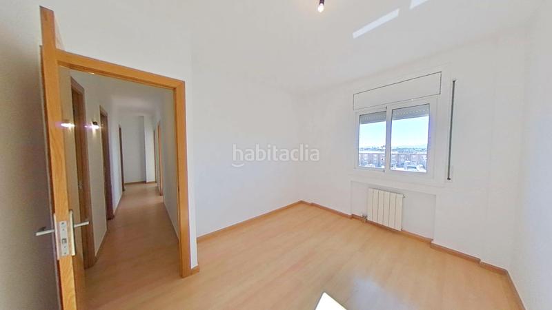 Foto 56654714-d285-4851-a5f3-0683ab96009f. Appartamento con riscaldamento in Creu Alta Sabadell