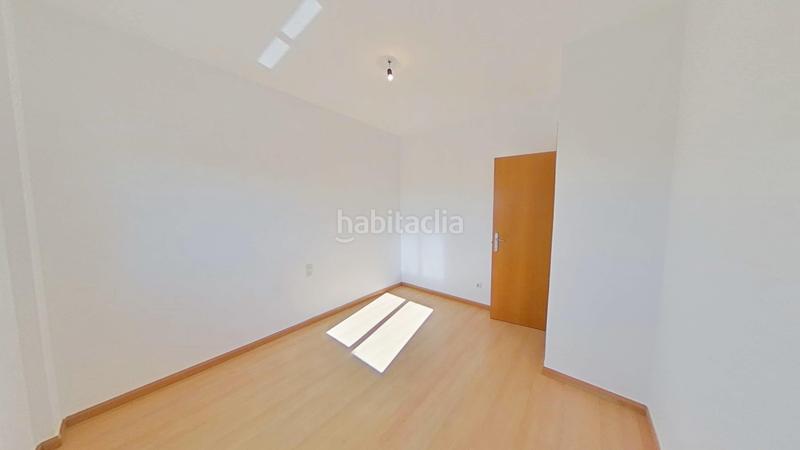 Foto cc629e25-df79-47b1-8f2f-a7f9b20d16d9. Appartamento con riscaldamento in Creu Alta Sabadell