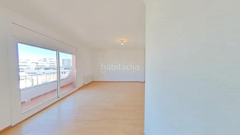 Foto e088a7ba-62dc-401d-a74b-927e20e494ca. Appartamento con riscaldamento in Creu Alta Sabadell