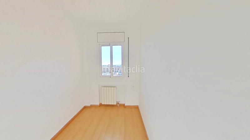Foto e5a0b466-aacc-4bbb-957b-f4ef054b5c25. Appartamento con riscaldamento in Creu Alta Sabadell