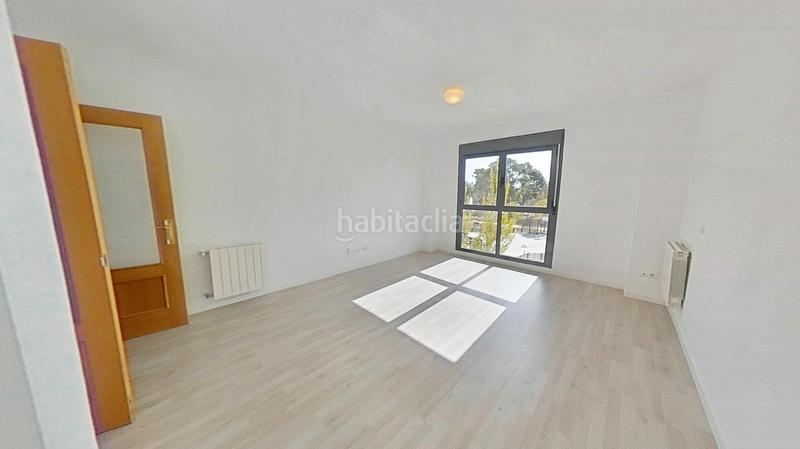 Foto 61829b92-2896-422f-b311-7f9ae8835339. Piso en San José-Buenos Aires Pinto