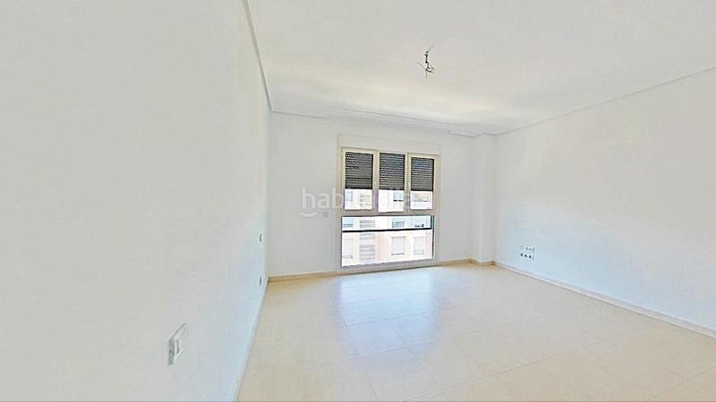 Foto cee6a9a7-9443-48cf-90de-630f2a07a749. Estudio en Legazpi Madrid