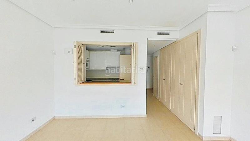 Foto ab0413f2-ce46-400b-bfd7-18c20709ff10. Monolocale con piscina in Legazpi Madrid