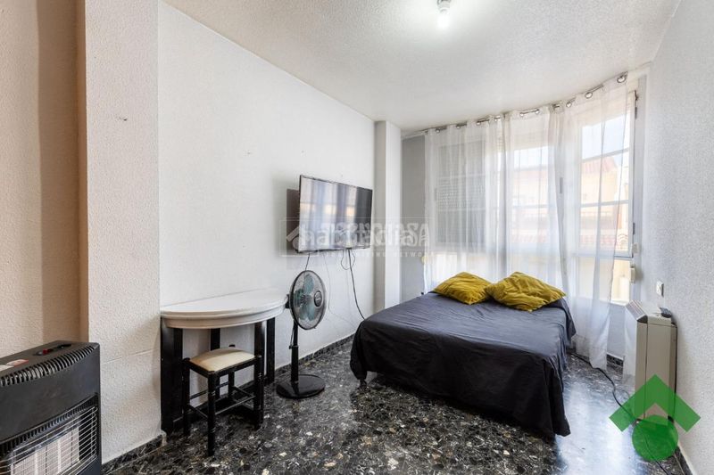 Foto b58e5bba-b263-47ae-9733-0cad6218f6e6. Pis amb calefacció aparcament a Maracena