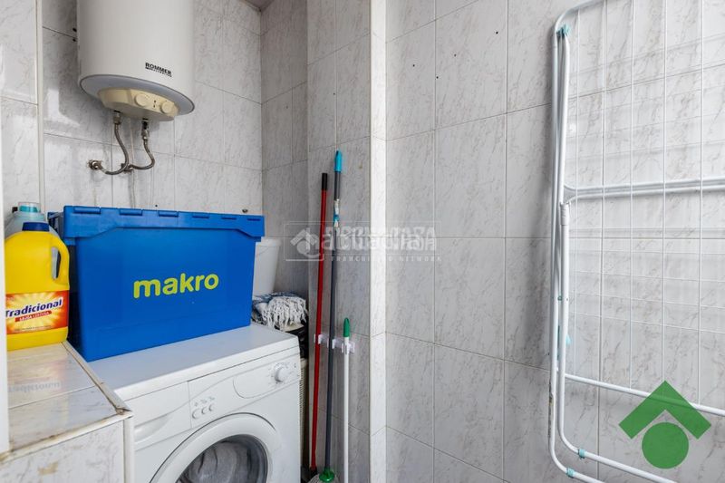 Foto d1873268-c3e5-4acf-93c4-81fa715d63e9. Pis amb calefacció aparcament a Maracena