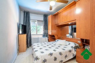 Flat in Maracena. Piso en venta en maracena