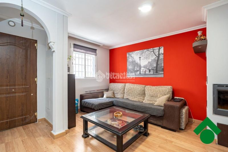 Foto 99c18a13-a1ae-4d74-85e7-b4bf68d9468a. Casa a Maracena