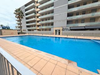 Piso  Carrer de la mar egea. Precioso piso con piscina y plaza de parquing