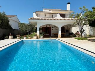Chalet  Carrer de la saulera. Espectacular casa en arenys de mar