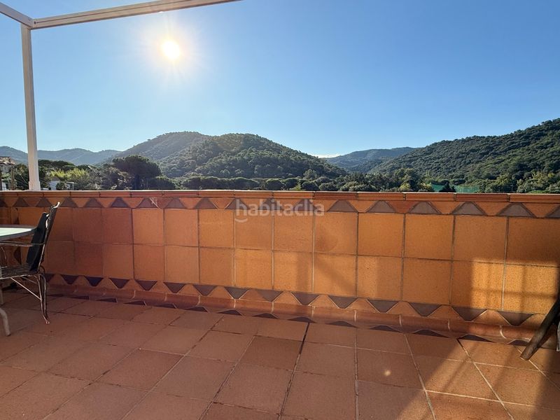 Foto 90849dfd-5110-4043-9b16-e5b1e952c502. Casa amb xemeneia calefacció aparcament piscina a Vilanova del Vallès