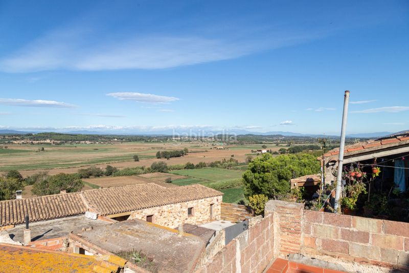 Foto 0ad8f179-8d0b-4181-bfb7-cbe5bba030df. Masia a Pals