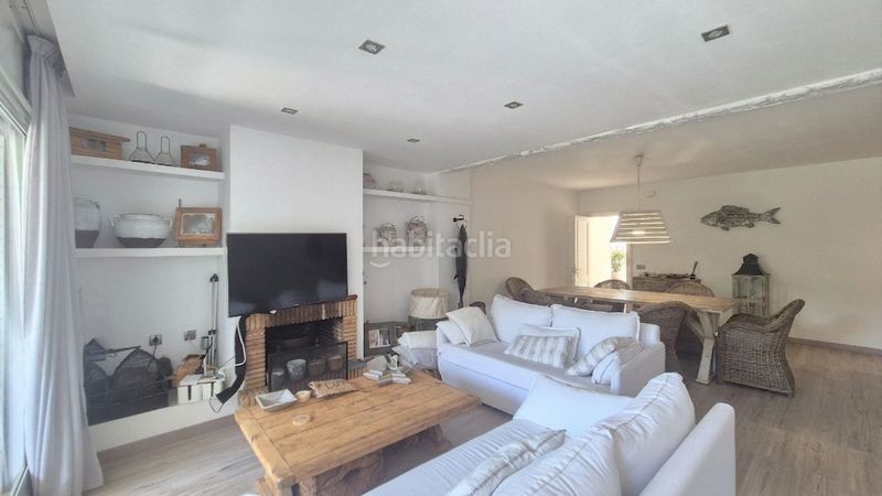 Foto 2c622b33-aafd-4a7b-b27b-844210d522e6. Apartament amb calefacció aparcament piscina a Pals