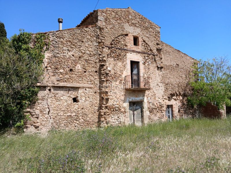 Foto 8a9a9604-abd4-449e-8585-b549be72b080. Masia a Corçà