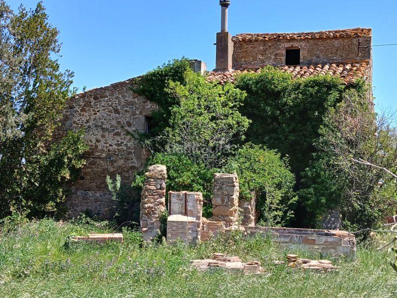 Foto e571ac1c-9517-4799-a5bb-9f99e526ab72. Masia a Corçà