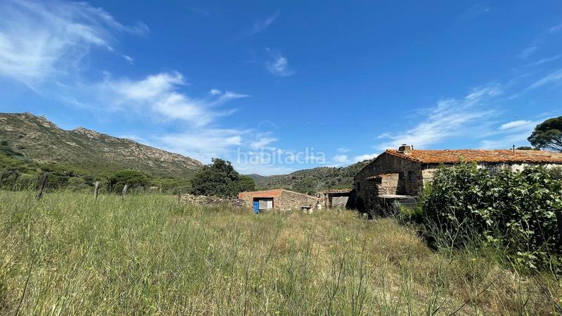 Foto b829e071-d1e3-4470-a93a-f848b7bc188f. Masía en Vilajuïga