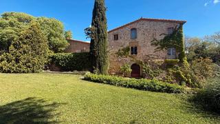 Masia a Corçà