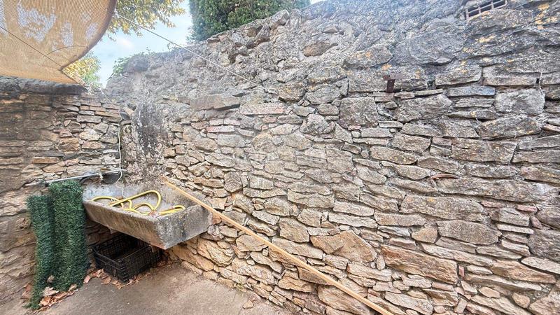 Foto 4ced5dc6-8e86-4f5c-83aa-ca038ff08a91. Masia amb aparcament a Forallac