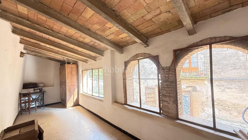 Foto e5cb1002-7257-4d51-9093-4513c602cd41. Masia amb aparcament a Forallac