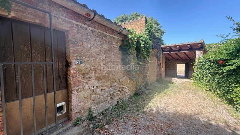 Foto f45de910-3b3c-44b3-beac-8865c6966aae. Masia amb calefacció aparcament piscina a Forallac