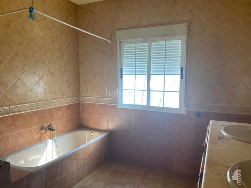 Foto 455d672e-e087-42c2-abf2-b7ba00d92775. Casa adossada a calle bernardo balbuena 0 a Porzuna