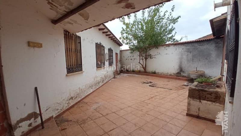 Foto 0f9c864d-262c-401d-a764-b38773b74214. Casa adosada en calle diego de almagro 0 en Robledo (El)