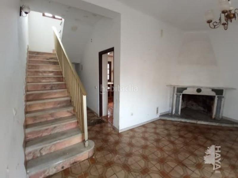 Foto 143bf32e-bd8f-4b85-97e7-1708c6f0e237. Casa adosada en calle diego de almagro 0 en Robledo (El)