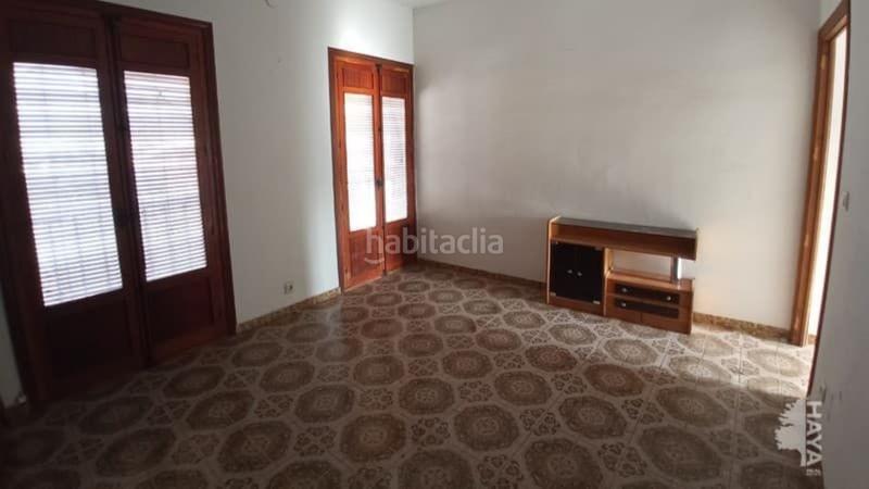 Foto 3f79fb42-cfbc-4f34-8aa9-0c15853f94af. Casa adosada en calle diego de almagro 0 en Robledo (El)