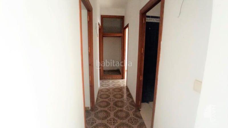 Foto 4083de34-9173-4938-86af-c432555fb3a5. Casa adosada en calle diego de almagro 0 en Robledo (El)