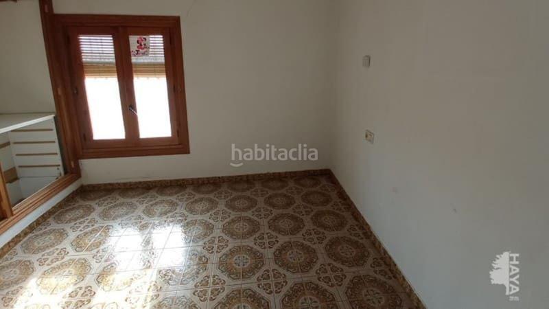 Foto 6660bb62-6da1-4b2b-9039-a96ad52107e2. Casa adosada en calle diego de almagro 0 en Robledo (El)