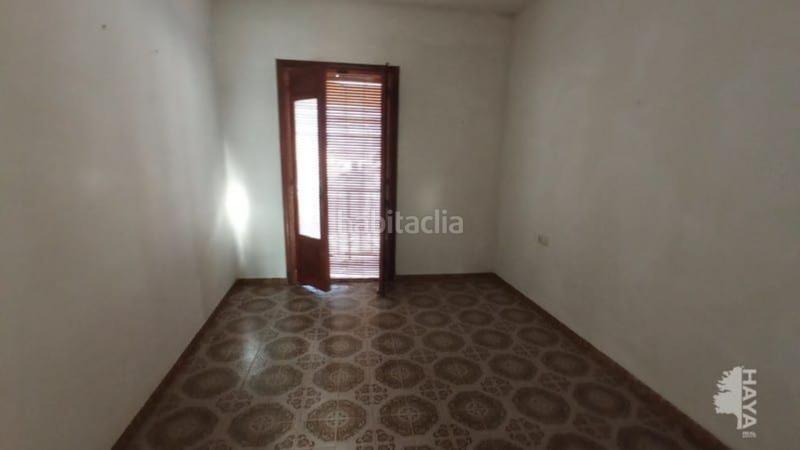 Foto ee1507a0-6dc8-43b7-a31f-5c9aa08328e0. Casa adosada en calle diego de almagro 0 en Robledo (El)
