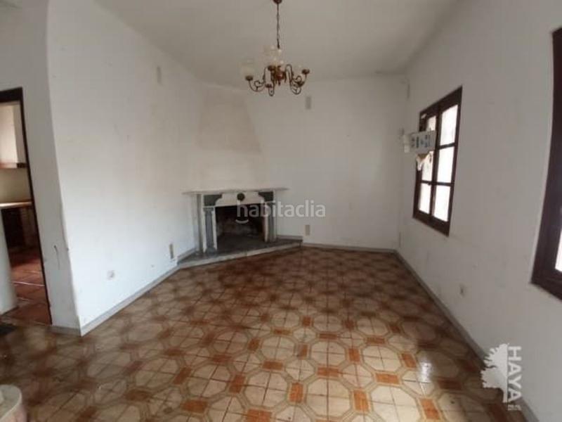 Foto f292d885-248a-491f-b9b7-1fefa1d19ee5. Casa adosada en calle diego de almagro 0 en Robledo (El)