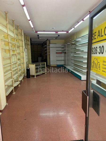 Foto 1bbba9f4-2047-4525-b74f-a8b63385e3a1. Local comercial a calle del jacinto 1 a El Perchel Ciudad Real