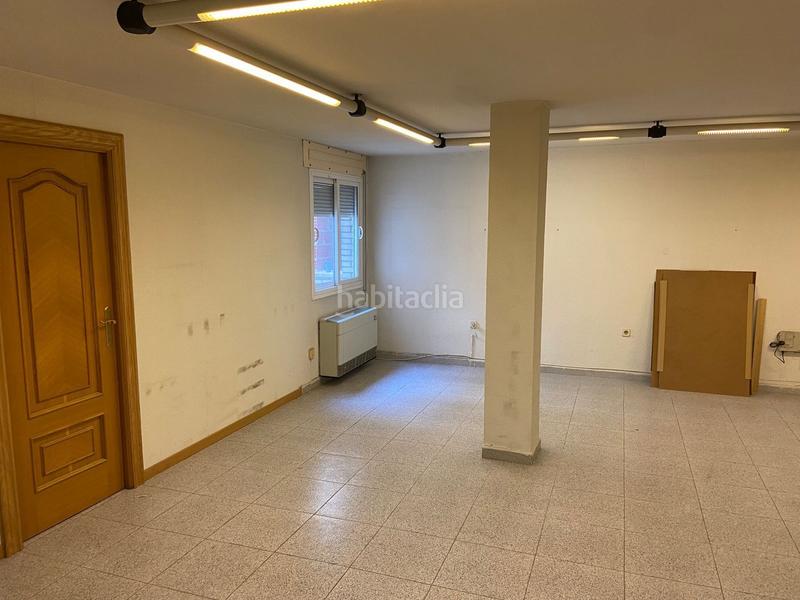 Foto 7a5322ad-a83b-47f5-8494-97bd1e834891. Local comercial a calle del jacinto 1 a El Perchel Ciudad Real