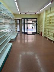 Local Comercial a Calle del jacinto 1