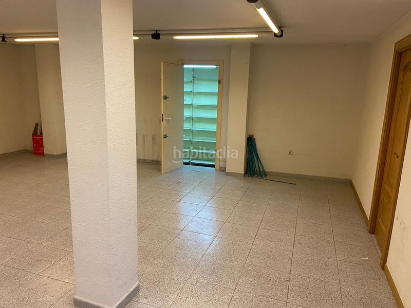 Foto 28b1c02d-aa7b-4a57-8841-6fa4d4c6c021. Local commercial dans calle del jacinto 1 dans El Perchel Ciudad Real