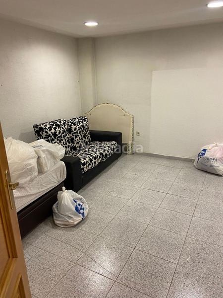 Foto 651507f3-0a80-4cb0-961e-7c6682bc45ff. Local commercial dans calle del jacinto 1 dans El Perchel Ciudad Real