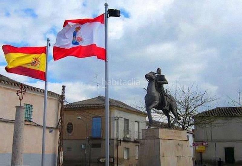 Foto e3f98044-4bc7-44d5-b727-78e7ef3ee043. Chalet in cruz verde 19 in Granátula de Calatrava