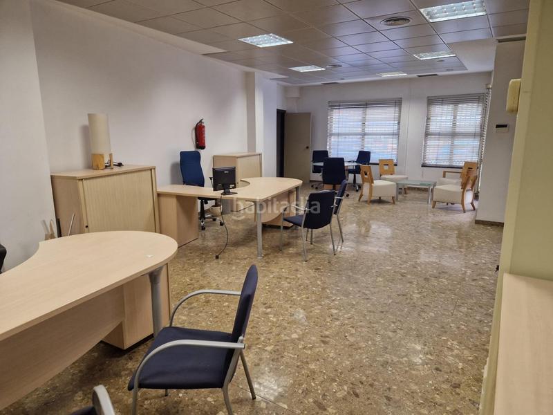 Foto c8cc20f3-ad95-4128-b184-31b9e752f258. Location local commercial dans calle calle de la pedrera baja 24 dans Ciudad Real