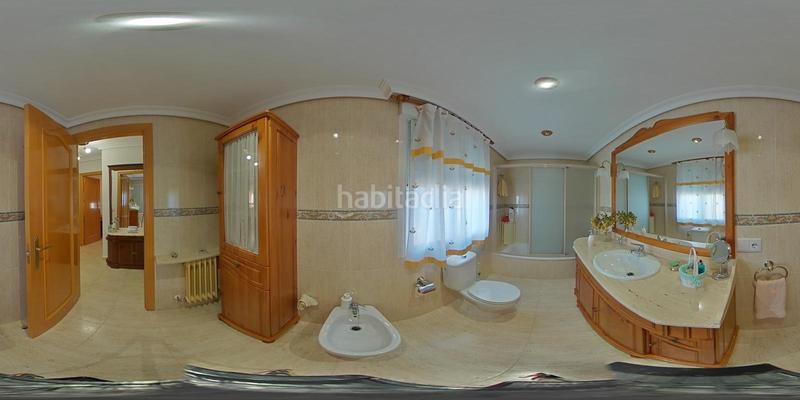 Foto 4fa590ae-0399-4947-969e-a772ada44747. Casa adossada amb calefacció aparcament piscina a Ciudad Real