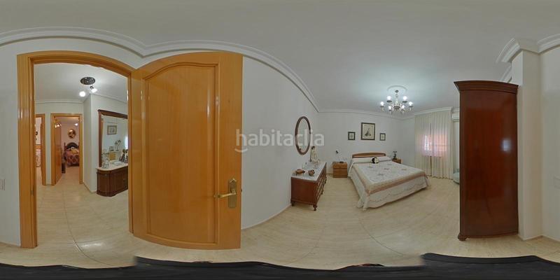 Foto 9387f8af-da47-426b-8578-44765907ac9f. Casa adossada amb calefacció aparcament piscina a Ciudad Real