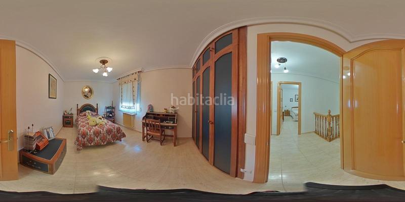 Foto ae1daf57-943b-46e8-a4f0-4cc86ec23639. Casa adossada amb calefacció aparcament piscina a Ciudad Real