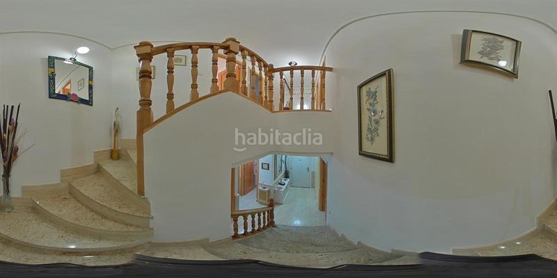 Foto b31cd8fd-9229-4fc7-8e16-fa57564b19b4. Casa adossada amb calefacció aparcament piscina a Ciudad Real