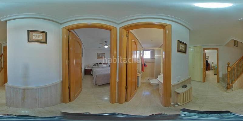 Foto eba34fbc-db3f-4ba7-b783-b28daa493a8f. Casa adossada amb calefacció aparcament piscina a Ciudad Real