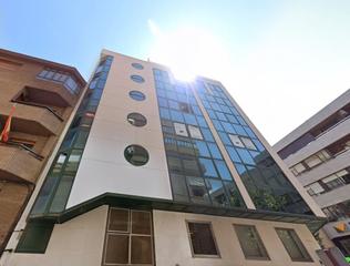 Office space in Calle juan ii 7