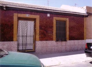 Casa  Calle ceuta. Oportunidad casa adosada en marianistas!
