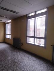 Bureau  Calle gerenal rey. Local en pleno centro a la venta!