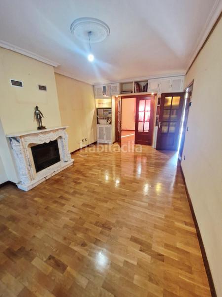 Foto 02b90d42-66c0-400f-bea6-10dd6a7f2be2. Casa a schiera con parcheggio in Santa María - Pío XII Ciudad Real