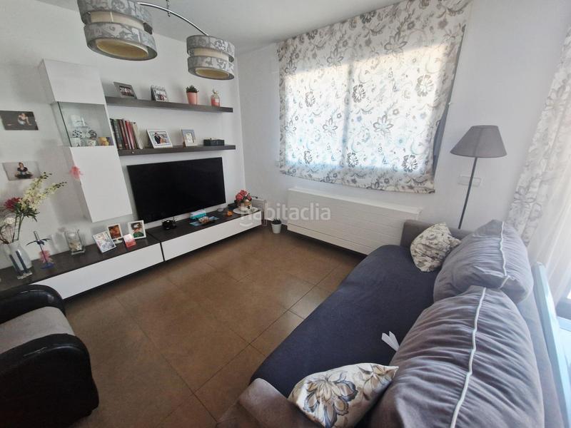 Foto 562d223d-51f2-4265-aa29-a6e8e8ab6373. Casa adossada amb calefacció aparcament a Nuevo Hospital Ciudad Real