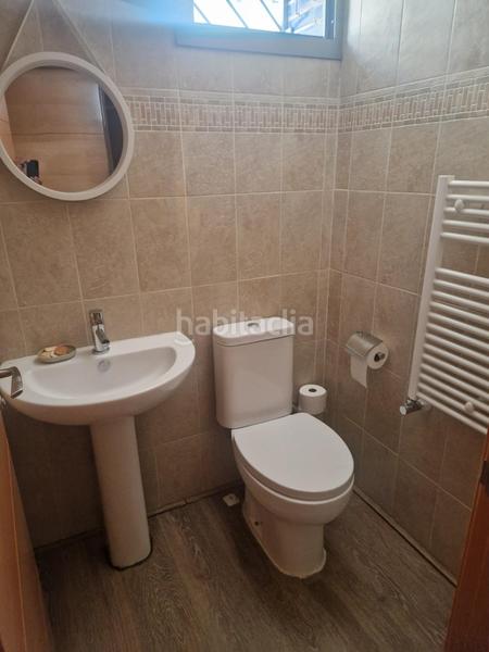 Foto 7280d00d-3b64-407c-8b7b-86835853c1a9. Casa adossada amb calefacció aparcament a Nuevo Hospital Ciudad Real